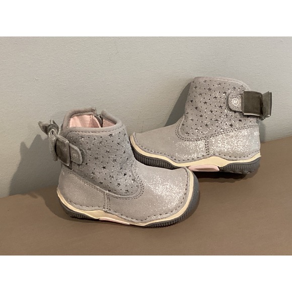 New Stride Rite Angie Sparkly Star Accent Gray Suede Boot 4 baby - Picture 1 of 5